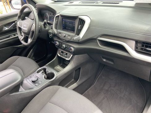 Used 2022 GMC Terrain SLE w/ Driver Convenience Package FWD image 24