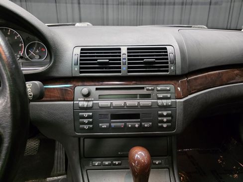 Used 2001 BMW 330Ci Coupe image 26