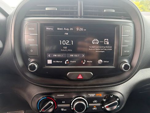 Used 2024 Kia Soul LX w/ Option Group 015 FWD image 14