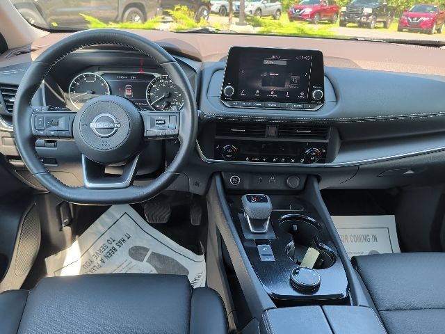 Certified 2023 Nissan Rogue SV w/ SV Premium B Package AWD/4WD image 15