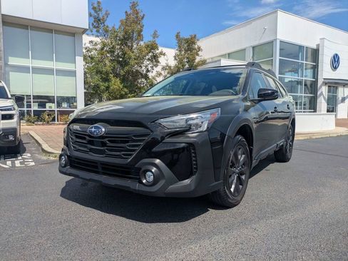 Certified 2025 Subaru Outback Onyx Edition w/ Popular Package #2 image 9