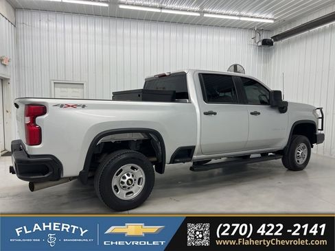 Used 2022 Chevrolet Silverado 2500 W/T AWD/4WD image 2