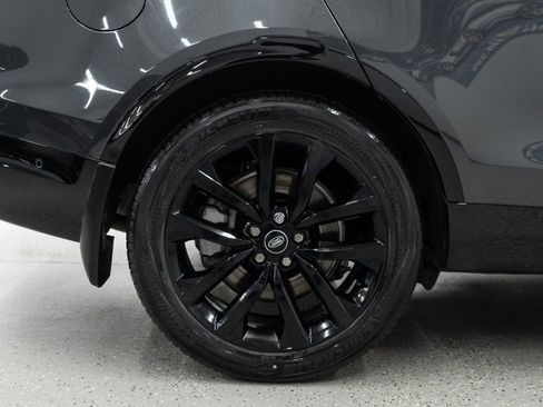 Used 2023 Land Rover Discovery S R-Dynamic image 48