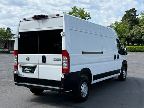 Used 2023 RAM ProMaster 2500 FWD image 6