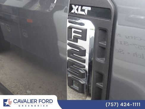Used 2024 Ford F250 XLT w/ FX4 Off-Road Package AWD/4WD image 16