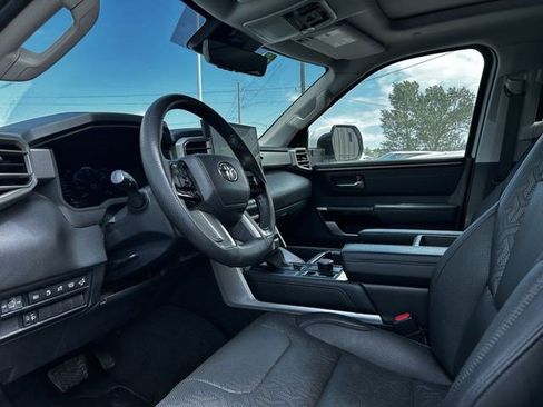 Used 2023 Toyota Tundra Limited AWD/4WD image 10