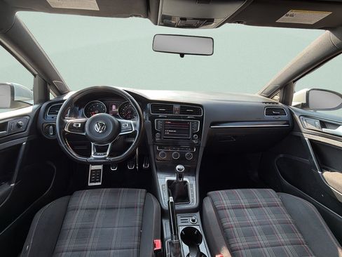 Used 2017 Volkswagen GTI S FWD image 12
