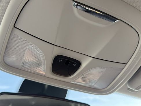 Used 2020 Jeep Cherokee Latitude Plus w/ Cold Weather Group image 23