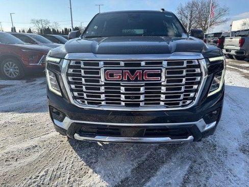 New 2026 GMC Yukon XL Denali w/ Sun & Power Step Package image 11