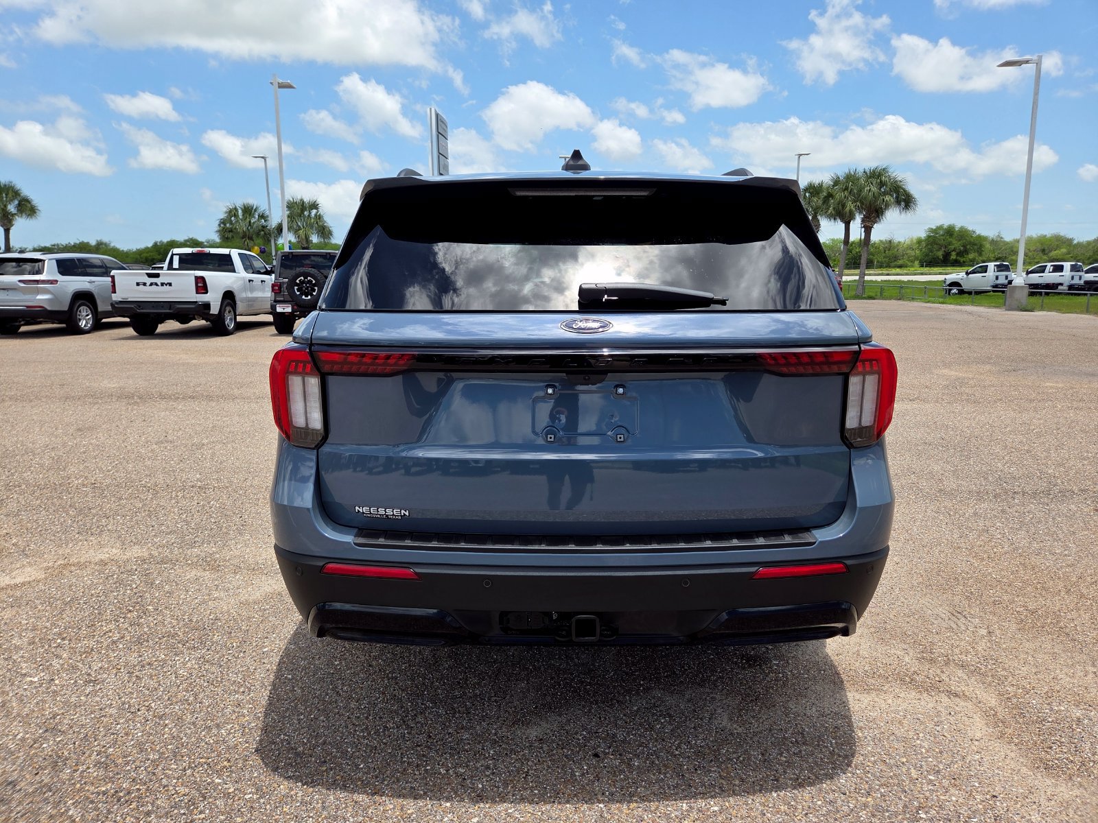 Used 2025 Ford Explorer ST-Line RWD image 6