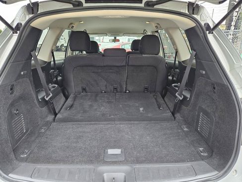 Used 2019 Nissan Pathfinder S AWD/4WD image 22