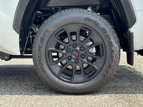 New 2026 Toyota Tundra Limited AWD/4WD image 22