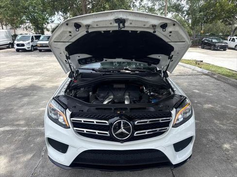 Used 2017 Mercedes-Benz GLS 550 4MATIC w/ Driver Assistance Package image 30