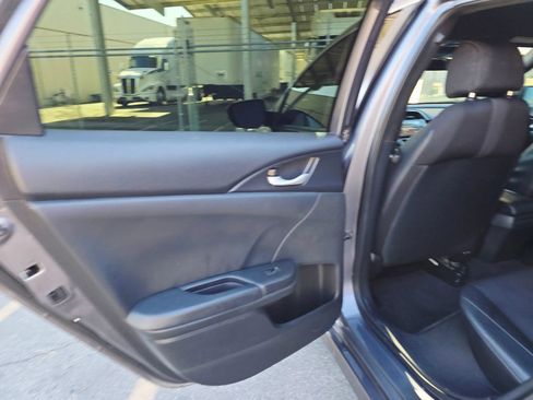 Used 2020 Honda Civic Sport image 37