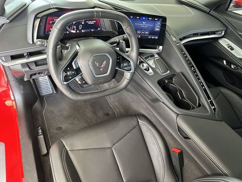 Used 2022 Chevrolet Corvette Stingray Coupe w/ 1LT RWD image 15