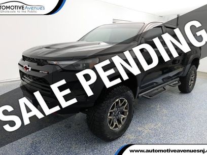 Used 2024 Chevrolet Colorado ZR2 w/ Technology Package