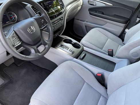 Used 2021 Honda Pilot EX image 7