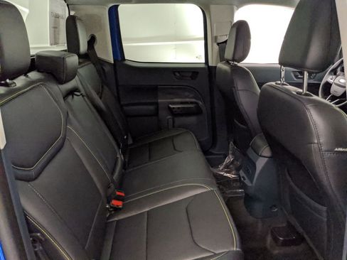 New 2026 Ford Maverick Lobo image 25