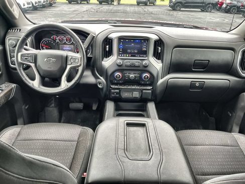 Used 2020 Chevrolet Silverado 1500 LT Trail Boss AWD/4WD image 19