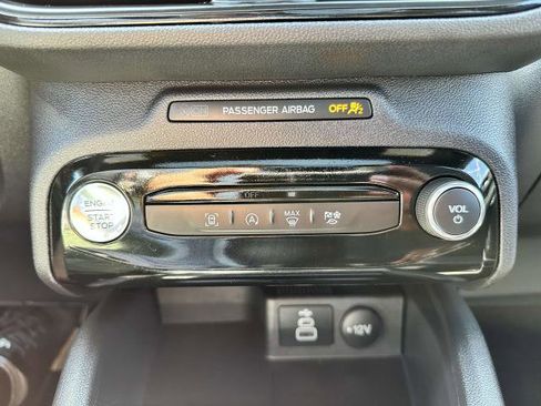 Used 2025 Ford Escape ST-Line w/ Tech Pack #1 image 24