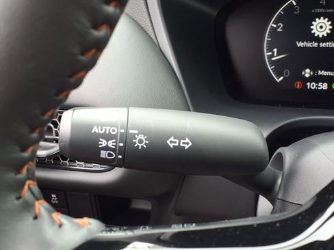 Certified 2024 Honda HR-V Sport image 30