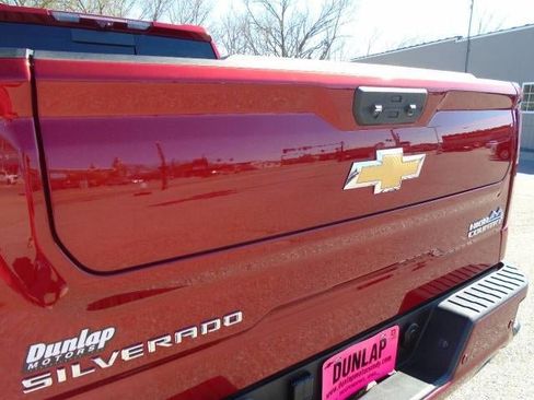Certified 2024 Chevrolet Silverado 1500 High Country w/ Technology Package AWD/4WD image 29