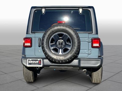 Used 2024 Jeep Wrangler Sport image 8