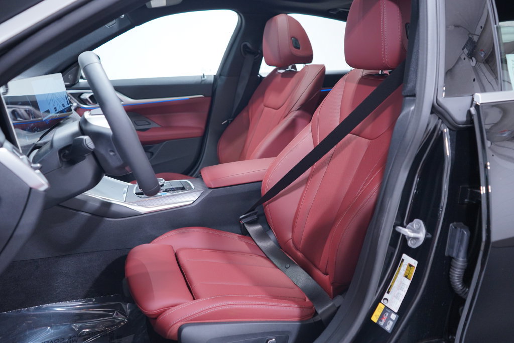 New 2026 BMW i4 eDrive40 w/ Premium Package RWD image 7