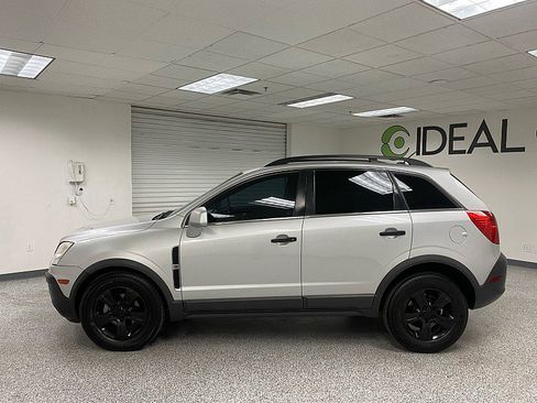 Used 2013 Chevrolet Captiva Sport LS image 8