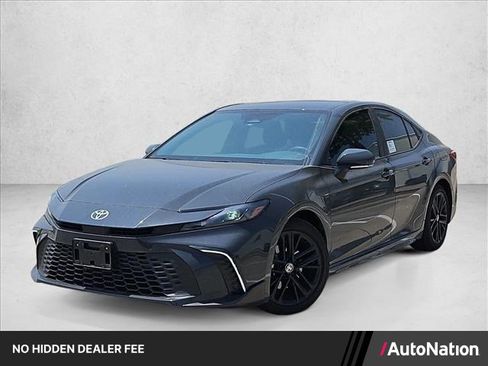 Used 2026 Toyota Camry SE w/ Convenience Package FWD image 1