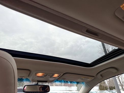 Used 2018 Subaru Outback 2.5i Limited image 8