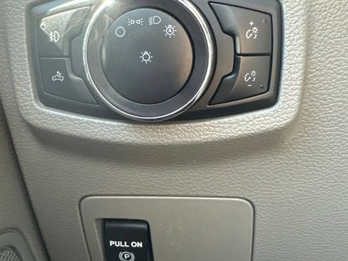 Used 2019 Ford F150 XL w/ Equipment Group 101A Mid AWD/4WD image 16