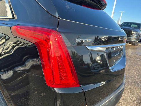 Used 2019 Cadillac XT5 FWD image 37