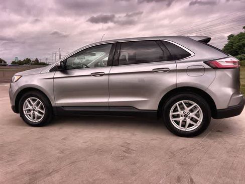 Used 2024 Ford Edge SEL AWD/4WD image 4