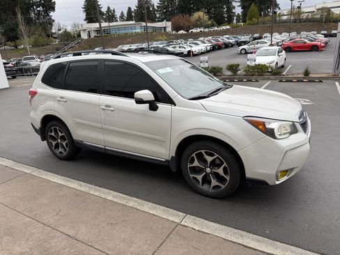 Used 2015 Subaru Forester 2.0XT Touring image 6