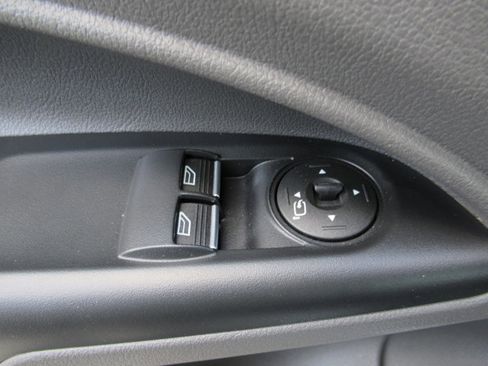 Used 2020 Ford Transit Connect XLT image 14