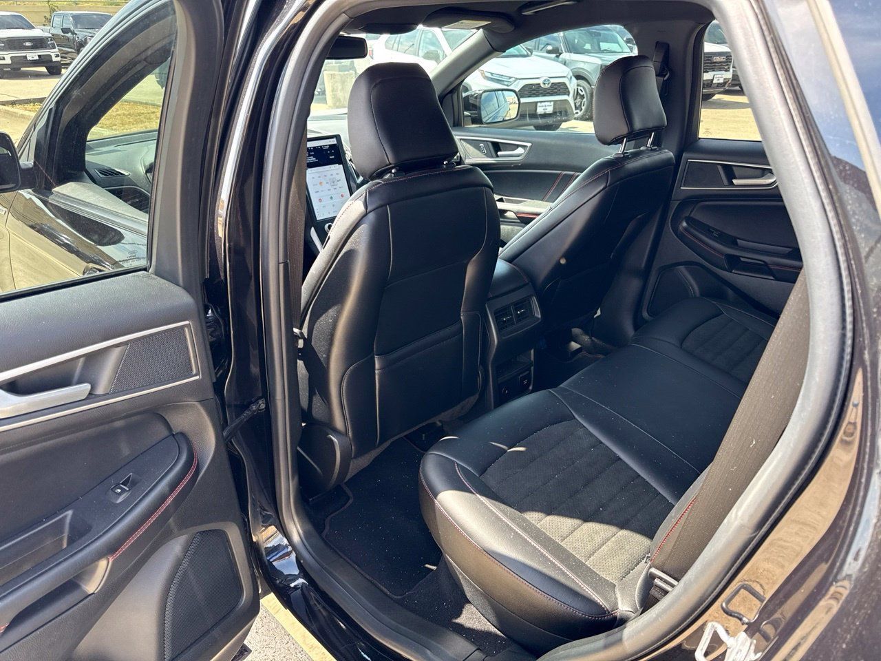 Used 2023 Ford Edge ST-Line AWD/4WD image 6