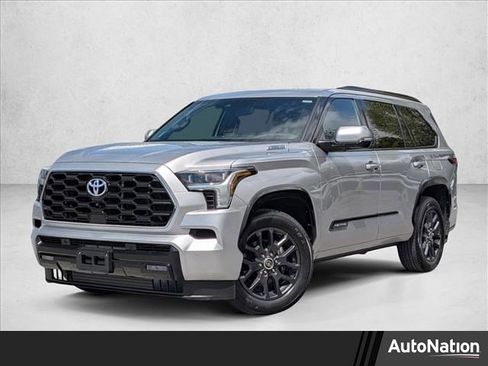 Used 2023 Toyota Sequoia Platinum AWD/4WD image 1