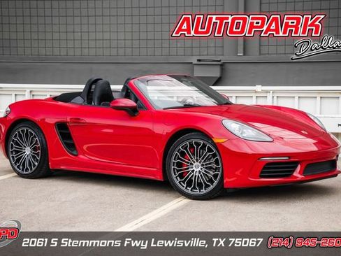 Used 2017 Porsche 718 Boxster S RWD image 1