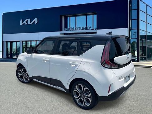Certified 2025 Kia Soul EX FWD image 4