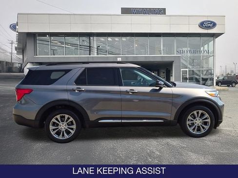 Used 2023 Ford Explorer XLT w/ Equipment Group 202A AWD/4WD image 9
