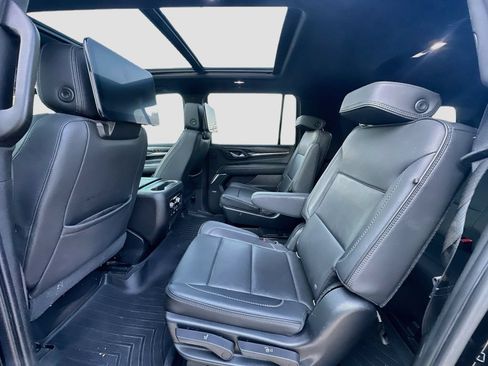 Used 2021 GMC Yukon XL Denali w/ Denali Premium Package RWD image 26