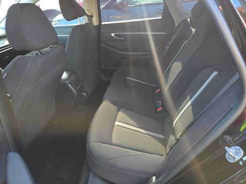 Used 2025 Hyundai Sonata SE FWD image 20