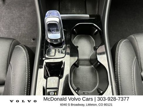 Certified 2024 Volvo XC40 B5 Plus w/ Protection Package Premier AWD/4WD image 20
