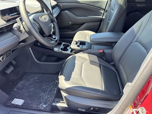 New 2025 Ford Mustang Mach-E Premium image 9