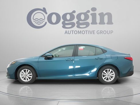 Certified 2026 Toyota Camry LE w/ Convenience Package FWD image 6