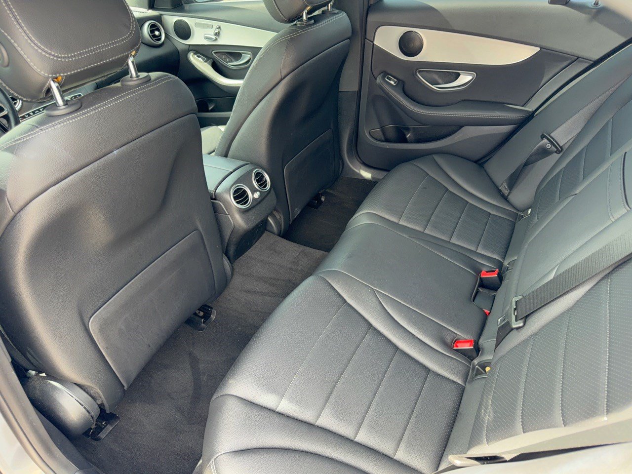 Used 2019 Mercedes-Benz C 300 Sedan image 25