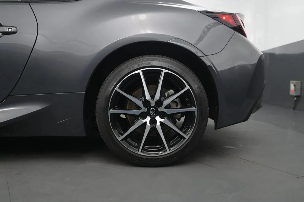 Used 2022 Toyota GR86 w/ ALL Weather Mat Package (TMS) RWD image 12