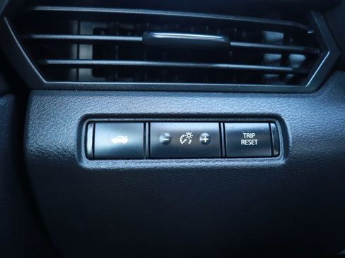 Used 2023 Nissan Altima 2.5 SR image 25