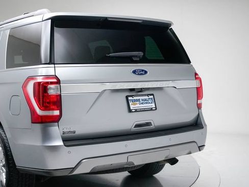 Used 2020 Ford Expedition XLT w/ Equipment Group 201A AWD/4WD image 4
